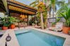 Maison à Playa Chiquita - Walk to Beach Luxury Tropical Villa -Private Pool