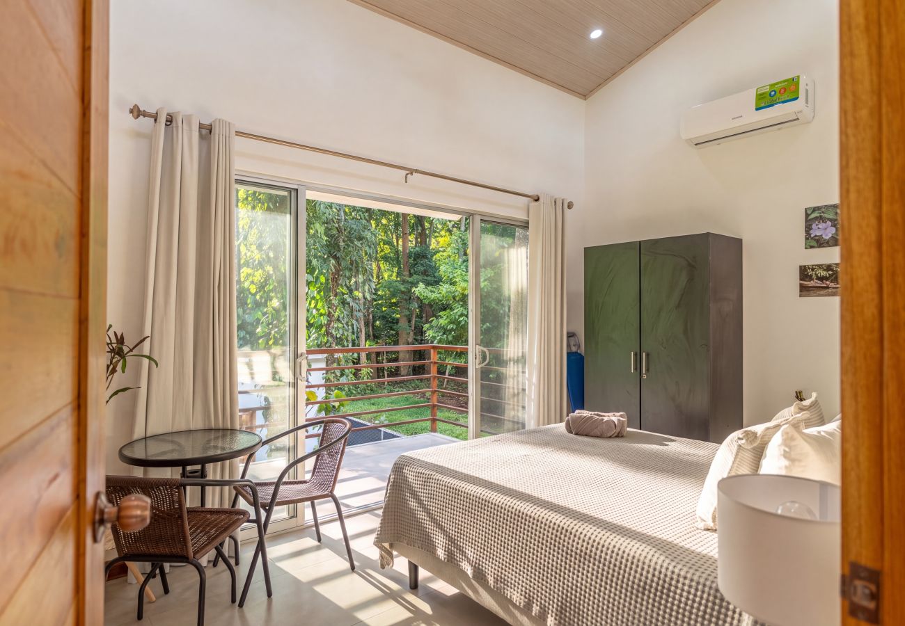 Villa à Puerto Viejo - Hidden Oasis-Private Pool-A/C-Walk to Playa Negra