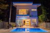 Villa à Puerto Viejo - Hidden Oasis-Private Pool-A/C-Walk to Playa Negra