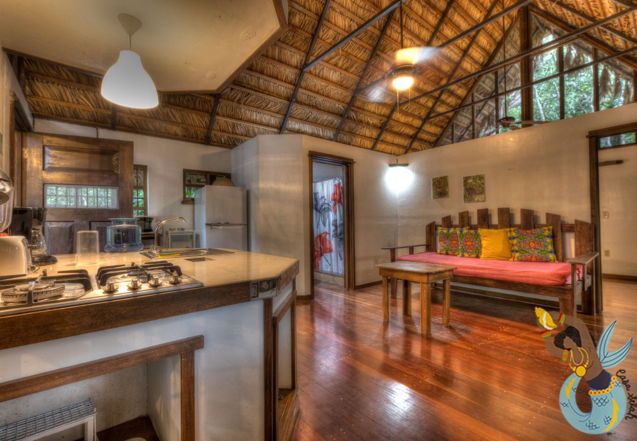 House in Puerto Viejo - Charming Casa Selah Family Home