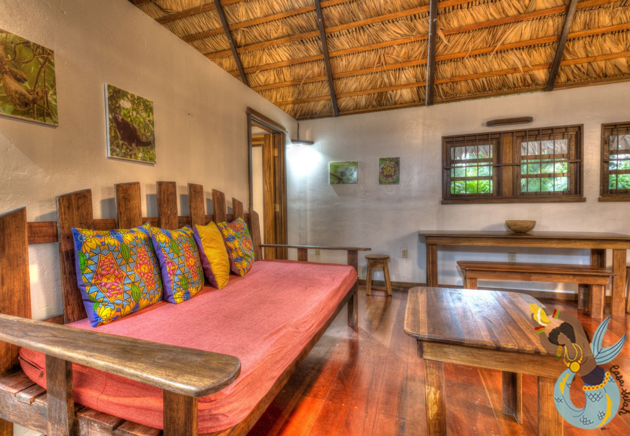 House in Puerto Viejo - Charming Casa Selah Family Home