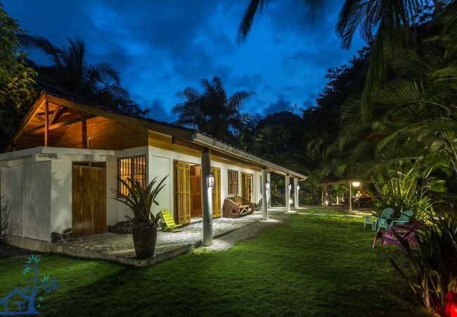 Punta Uva - House