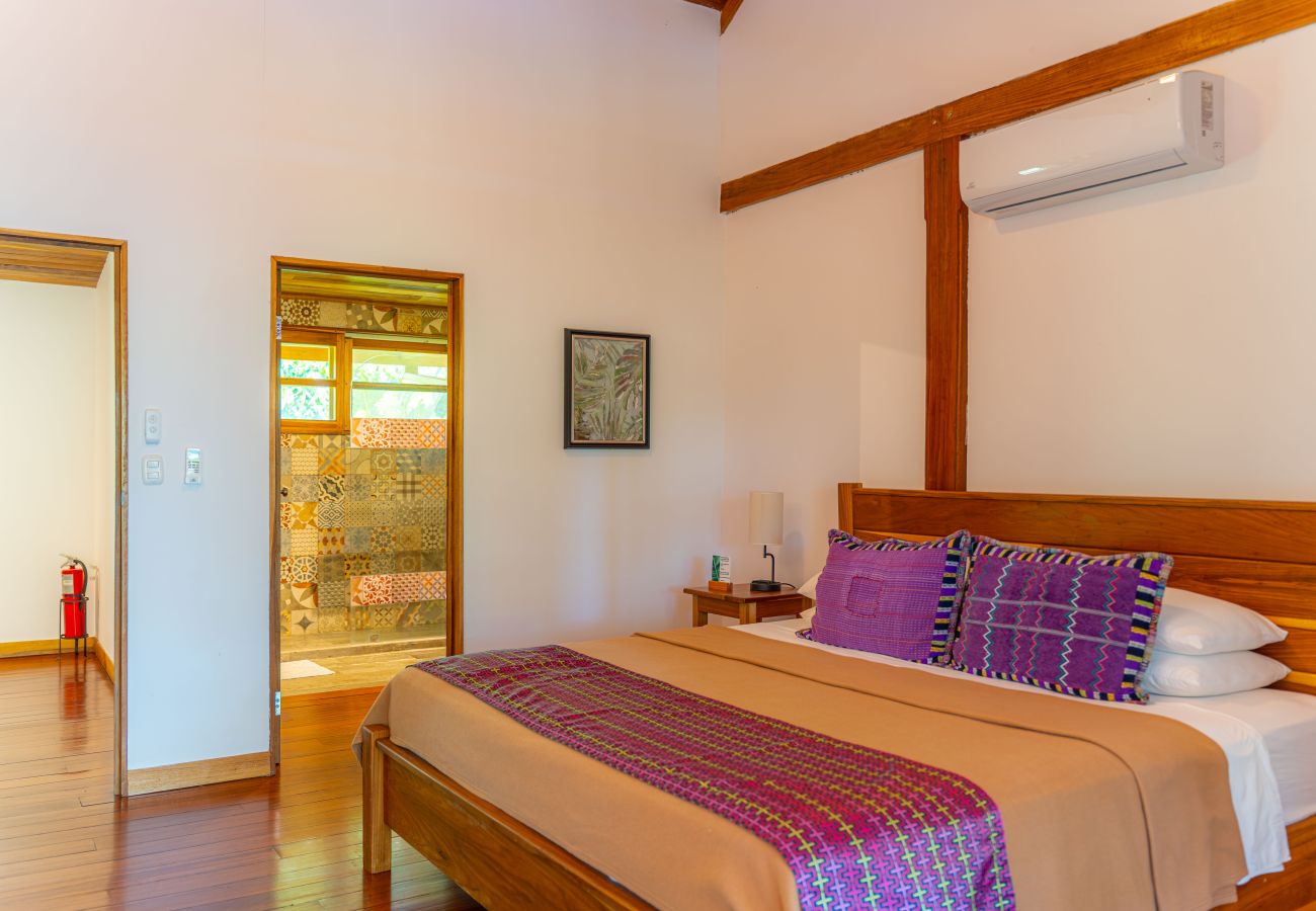House in Punta Uva - Panorama Verde – 3BR Luxury Villa • Infinity Pool, A/C & Trails
