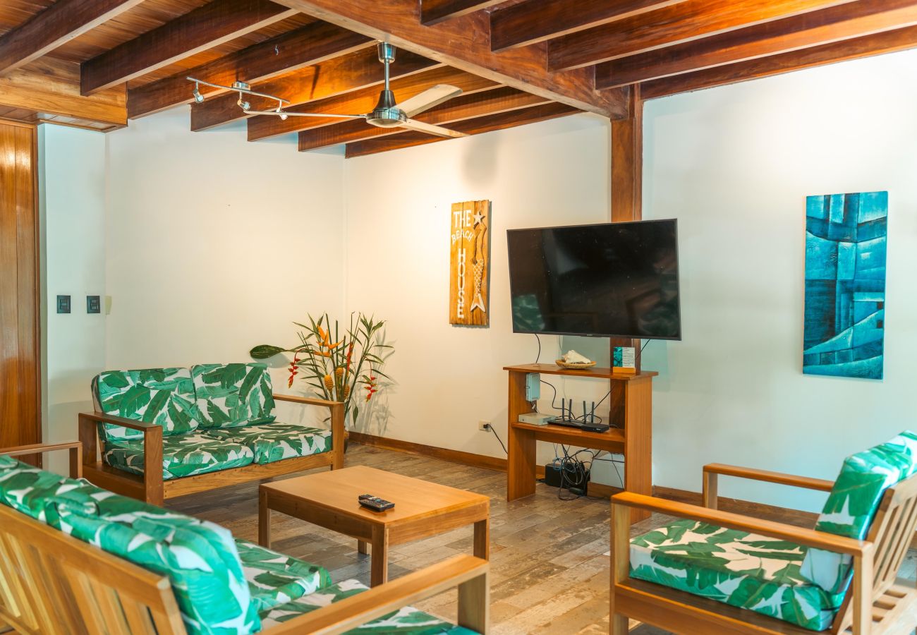 House in Punta Uva - Panorama Verde – 3BR Luxury Villa • Infinity Pool, A/C & Trails