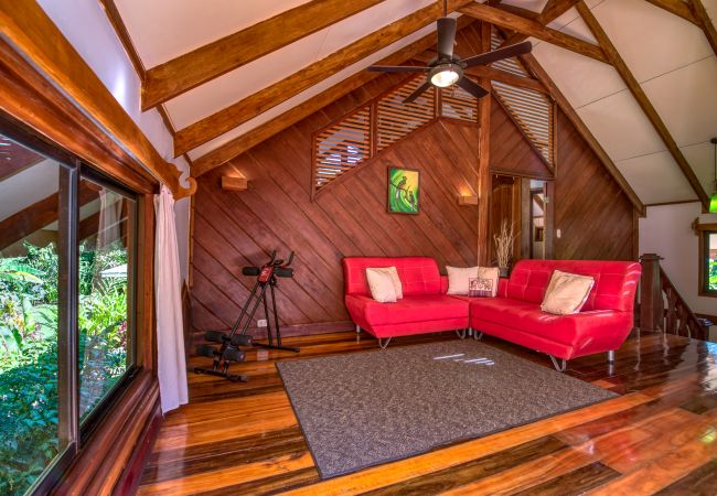 House in Puerto Viejo - Casa Tropical en el Caribe Sur House in Puerto Viejo - Casa Tropical en el Caribe Sur