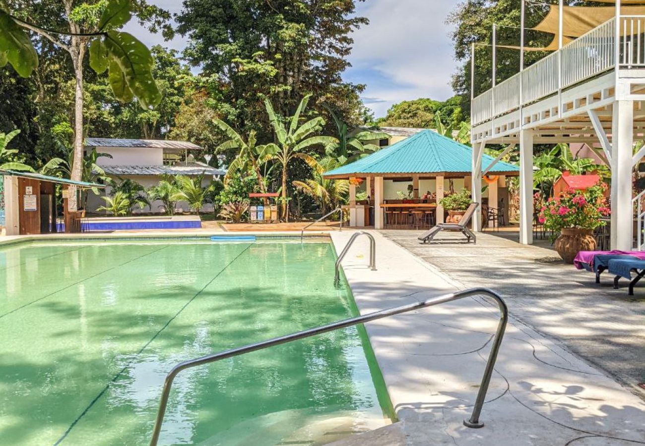 House in Puerto Viejo - Puerto Viejo Club Pool House for 6 PAX