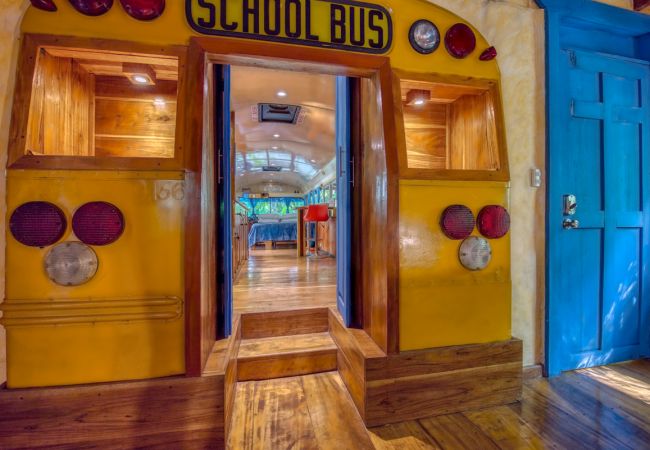 House in Playa Chiquita - The School Bus at Tree House Lodge