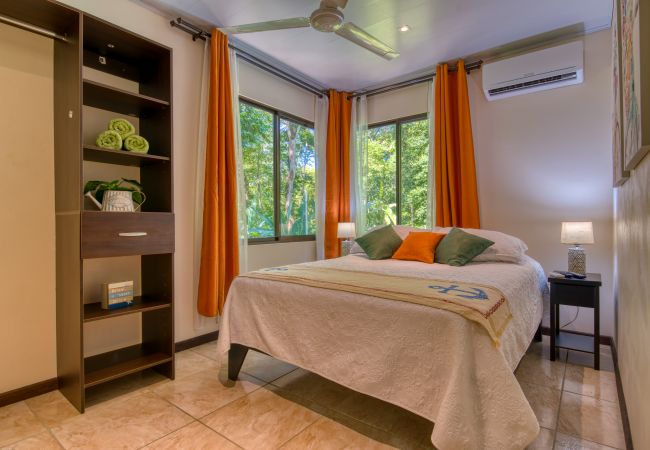 Apartment in Cocles - Aro Cocles - Casita Victoria with AC & Pool Apartment in Cocles - Aro Cocles - Casita Victoria with AC & Pool