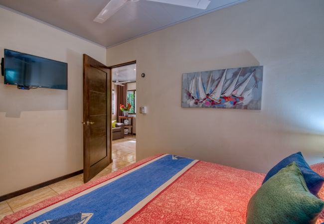 Apartment in Cocles - Aro Cocles - Casita Paula with AC & Pool Apartment in Cocles - Aro Cocles - Casita Paula with AC & Pool