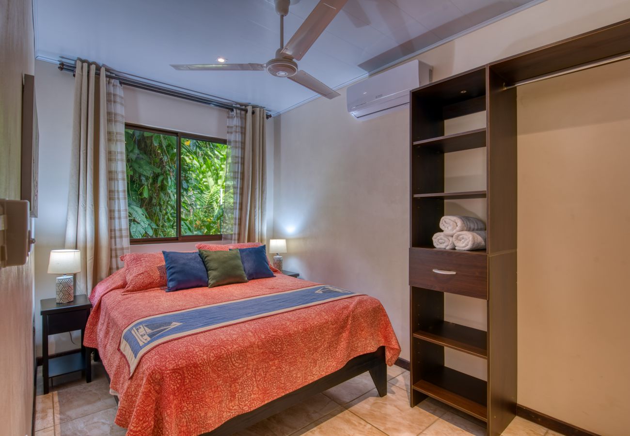Apartment in Cocles - Aro Cocles - Casita Paula with AC & Pool