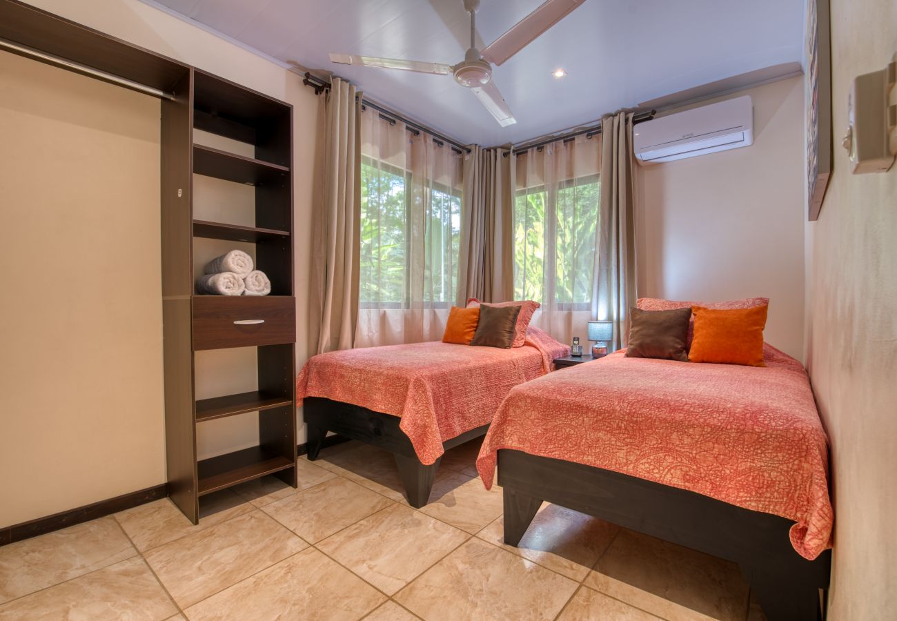 Apartment in Cocles - Aro Cocles - Casita Paula with AC & Pool