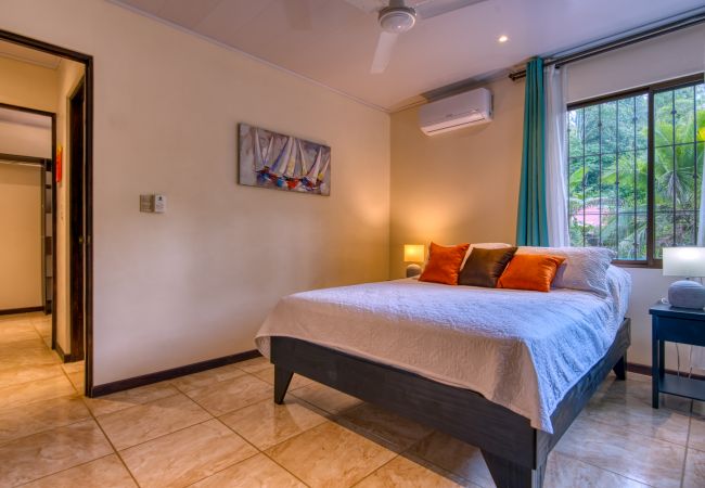 Apartment in Cocles - Aro Cocles - Casita Lucia with AC & Pool Apartment in Cocles - Aro Cocles - Casita Lucia with AC & Pool