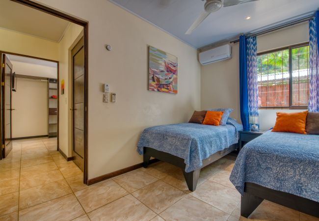 Apartment in Cocles - Aro Cocles - Casita Irene with AC & Pool Apartment in Cocles - Aro Cocles - Casita Irene with AC & Pool