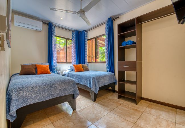 Apartment in Cocles - Aro Cocles - Casita Irene with AC & Pool Apartment in Cocles - Aro Cocles - Casita Irene with AC & Pool