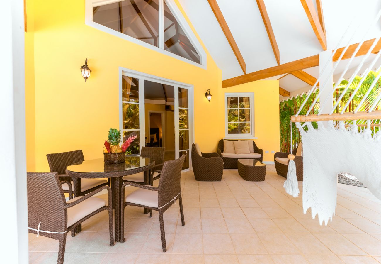 Villa in Cocles - Lomas del Caribe with Private Pool & AC (QT)