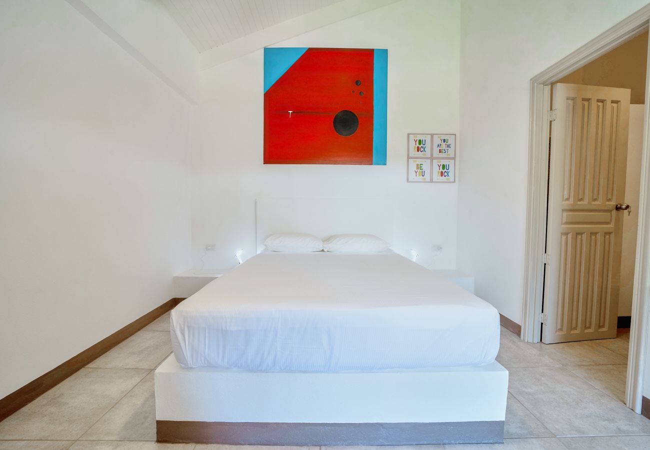 Apartment in Playa Chiquita - Casita Conus at Arena Blanca with AC and FiberOpt 