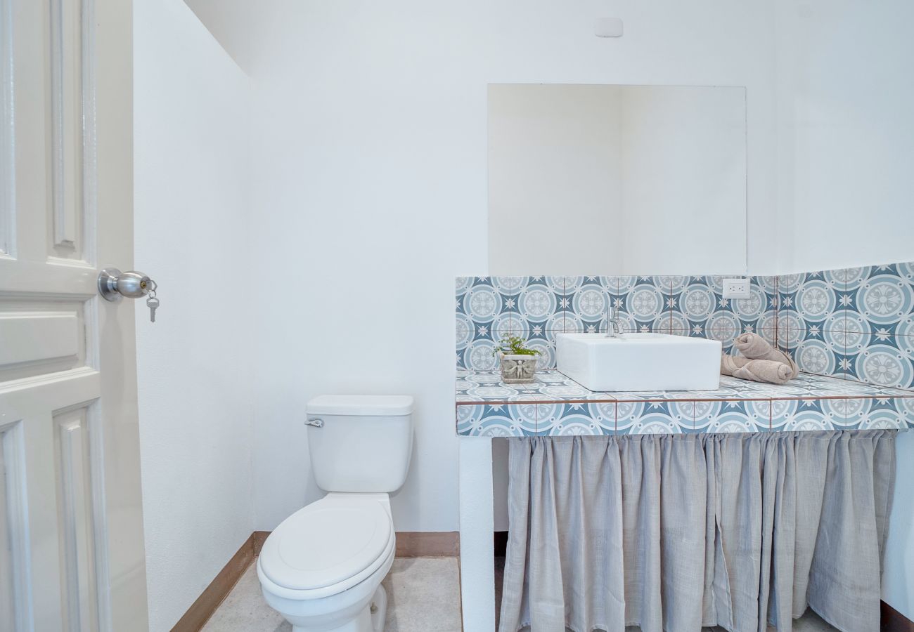 Apartment in Playa Chiquita - Casita Conus at Arena Blanca with AC and FiberOpt 