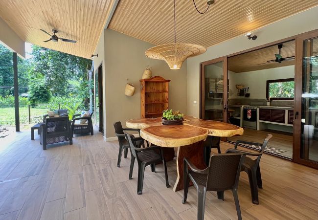 House in Manzanillo - Manzanillo Pool House with FiberOpt House in Manzanillo - Manzanillo Pool House with FiberOpt