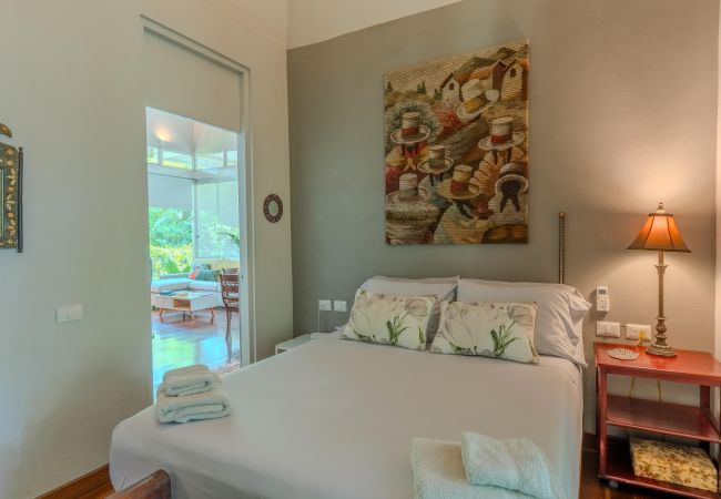 House in Puerto Viejo - Residencia Casa Blanca Beachfront Paradise House in Puerto Viejo - Residencia Casa Blanca Beachfront Paradise