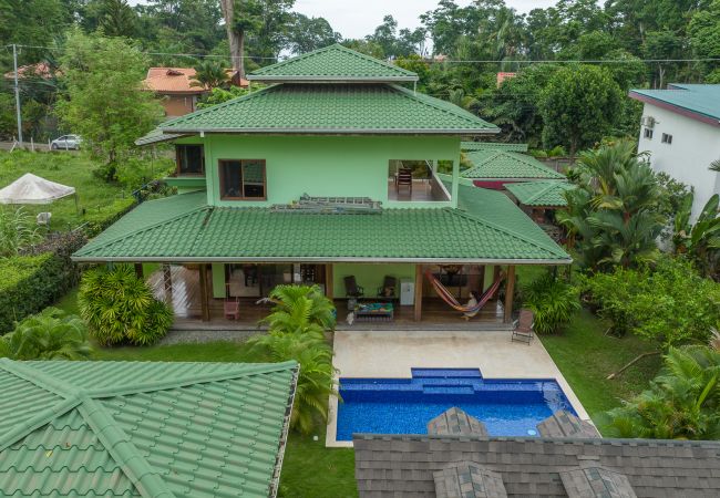 House in Puerto Viejo - Villa Serenity Blue Eyes Pool House