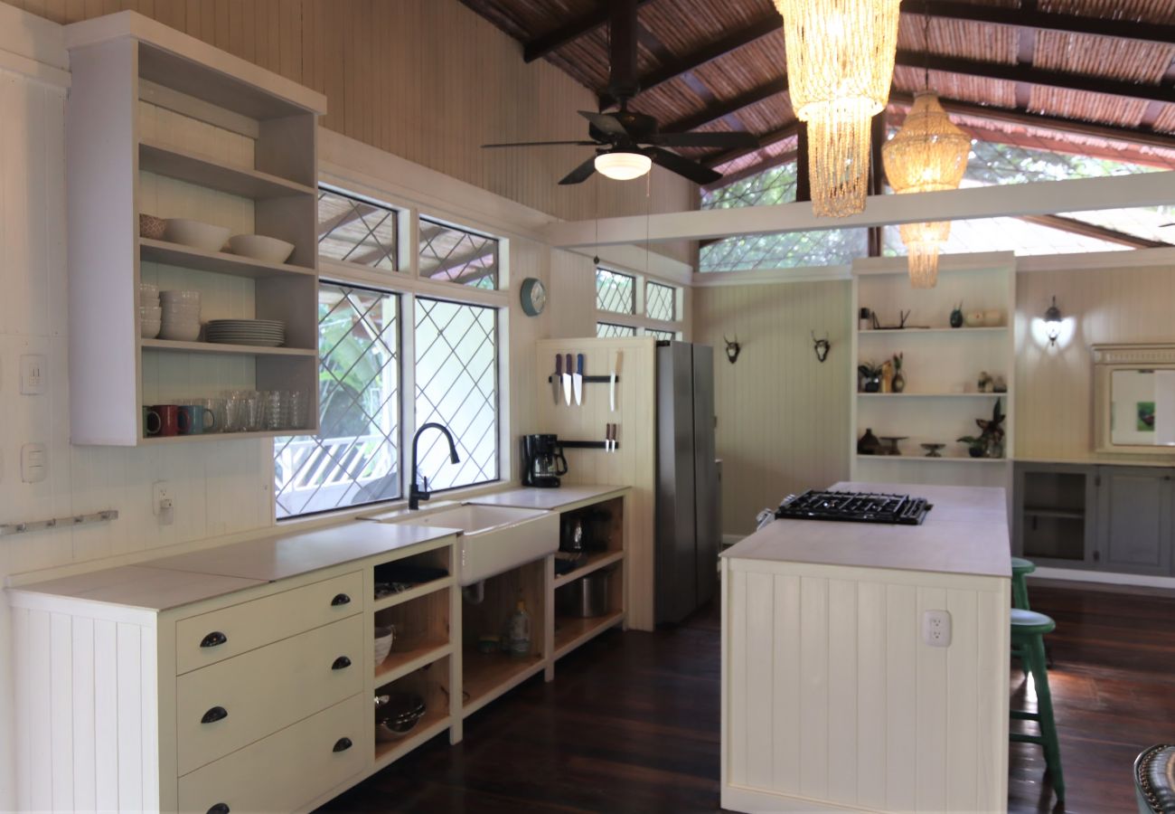 House in Playa Chiquita - Villa Zorro Pool House