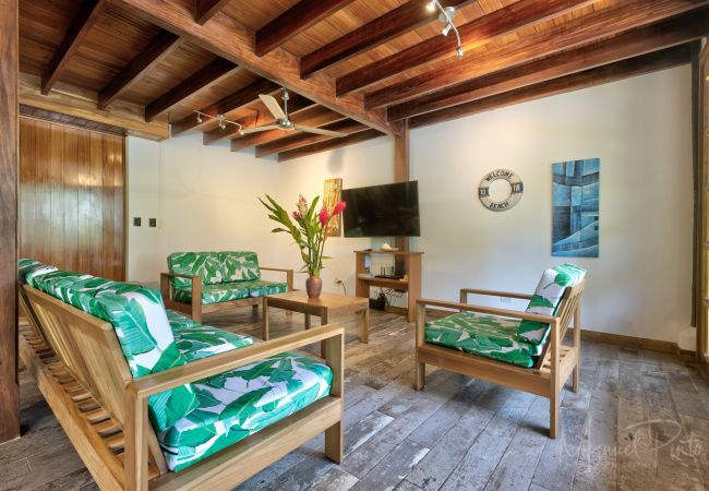 Villa in Punta Uva - Luxury Retreat: Villa Panorama & El Refugio Villa in Punta Uva - Luxury Retreat: Villa Panorama & El Refugio