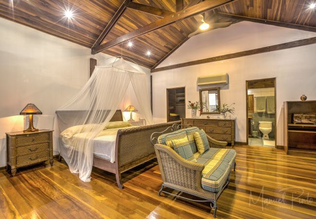 Villa in Punta Uva - Luxury Retreat: Villa Panorama & El Refugio Villa in Punta Uva - Luxury Retreat: Villa Panorama & El Refugio