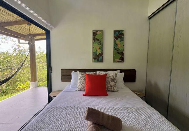 House in Punta Uva - Casa Guayaba • Mountain Getaway w/ AC House in Punta Uva - Casa Guayaba • Mountain Getaway w/ AC