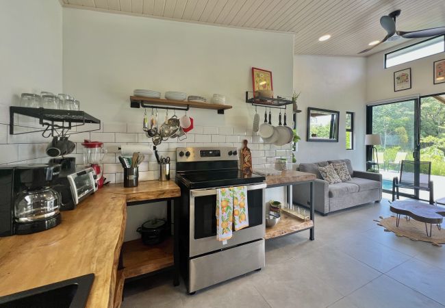 House in Punta Uva - Casa Guayaba • Mountain Getaway w/ AC House in Punta Uva - Casa Guayaba • Mountain Getaway w/ AC