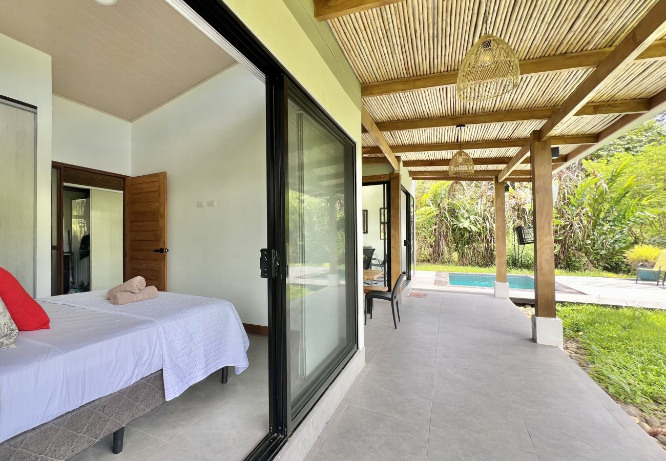 House in Punta Uva - Casa Guayaba • Mountain Getaway w/ AC