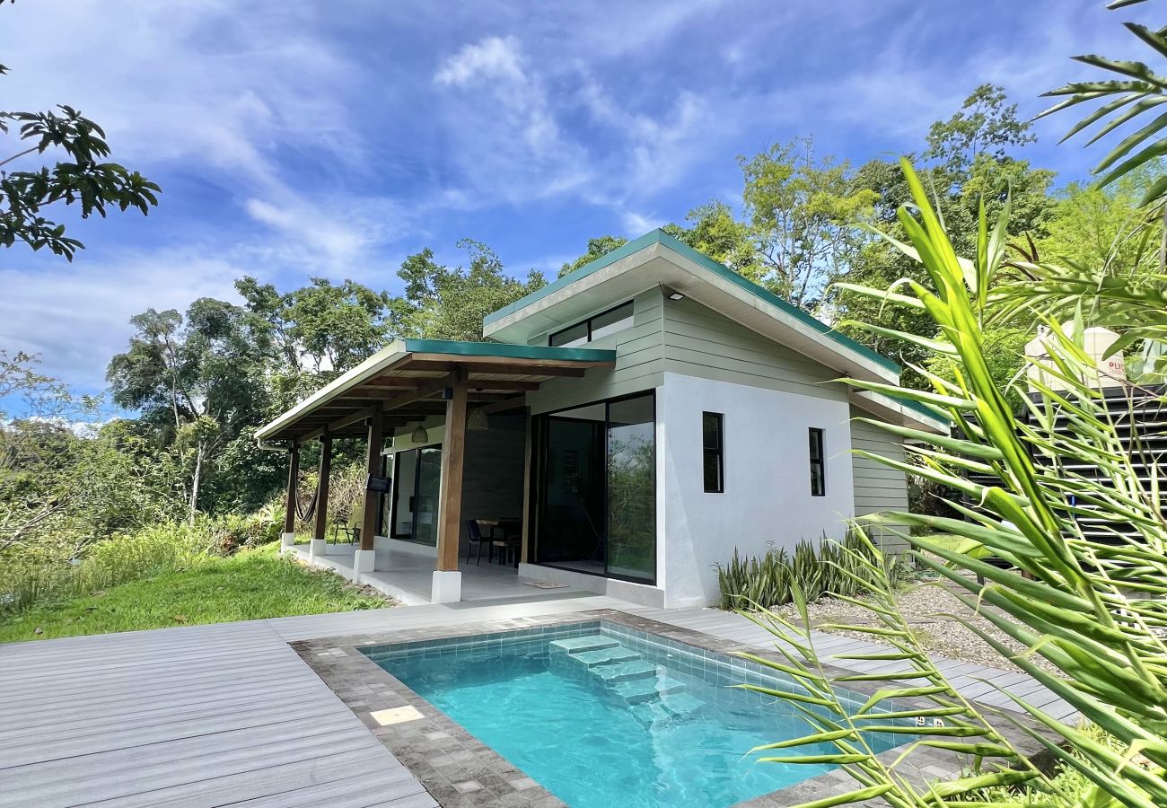 House in Punta Uva - Casa Guayaba • Mountain Getaway w/ AC