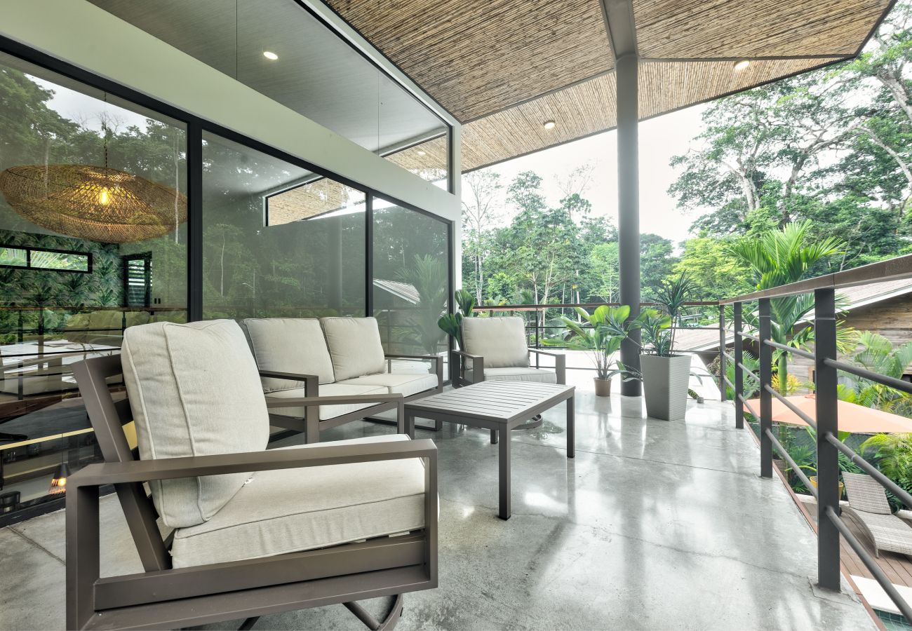 Villa in Cocles - Villas Coral - Luxury Pool House with Beautiful Gardens