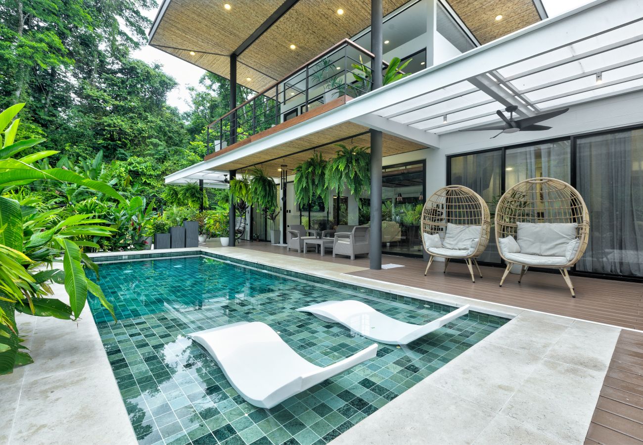 Villa in Cocles - Villas Coral - Luxury Pool House with Beautiful Gardens