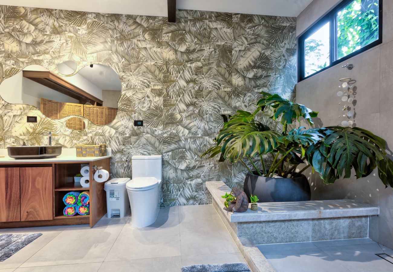 Villa in Cocles - Villas Coral - Luxury Pool House with Beautiful Gardens