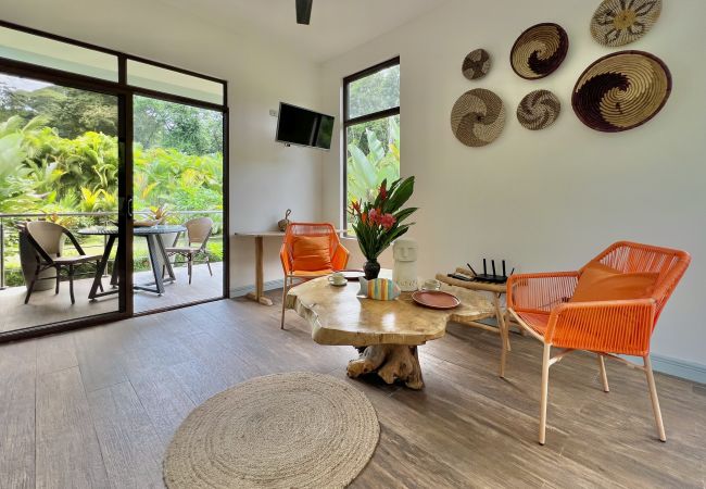 Rent by room in Punta Uva - Deluxe Room in Punta Uva with AC & Pool • Selvatica Rent by room in Punta Uva - Deluxe Room in Punta Uva with AC & Pool • Selvatica