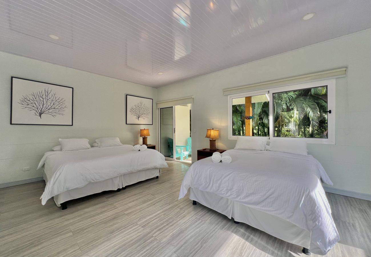 Rent by room in Punta Uva - Superior Double Room – Luna Bella