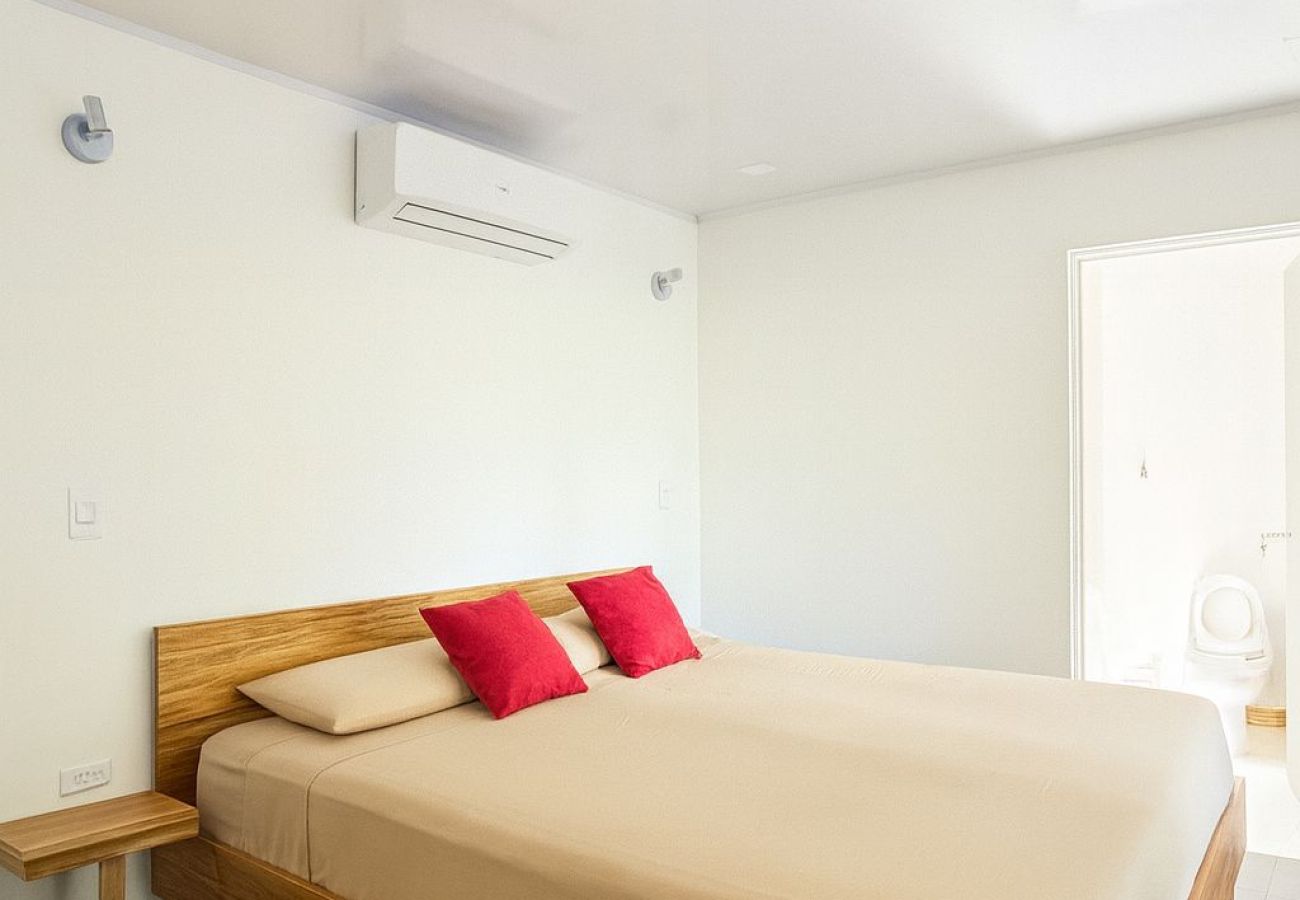 Villa in Puerto Viejo - Casa Kobu Pool House