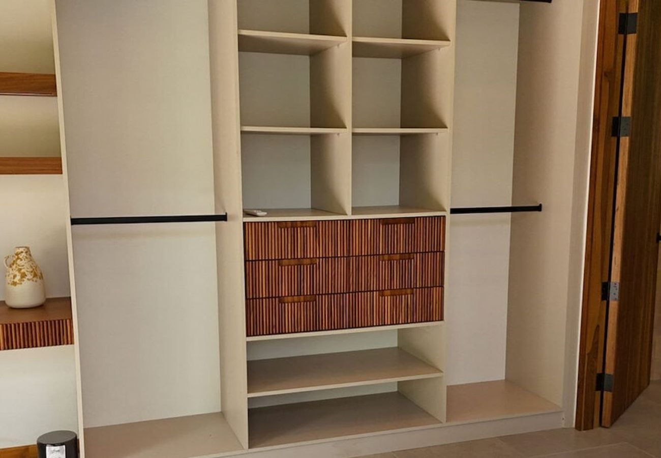 Villa in Puerto Viejo - Villa Yakole– Spacious Tropical Retreat