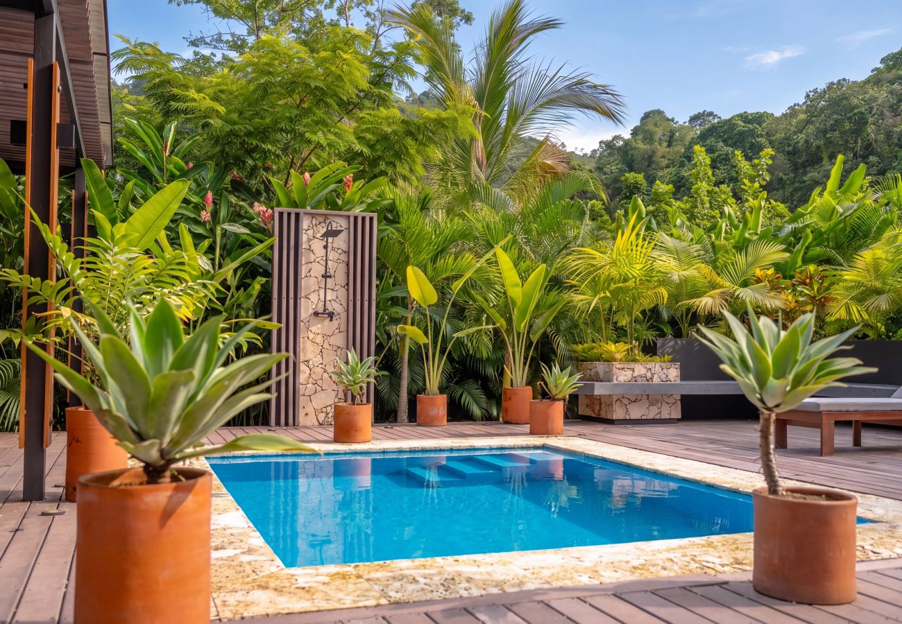 Villa in Puerto Viejo - Villa Yakole– Spacious Tropical Retreat