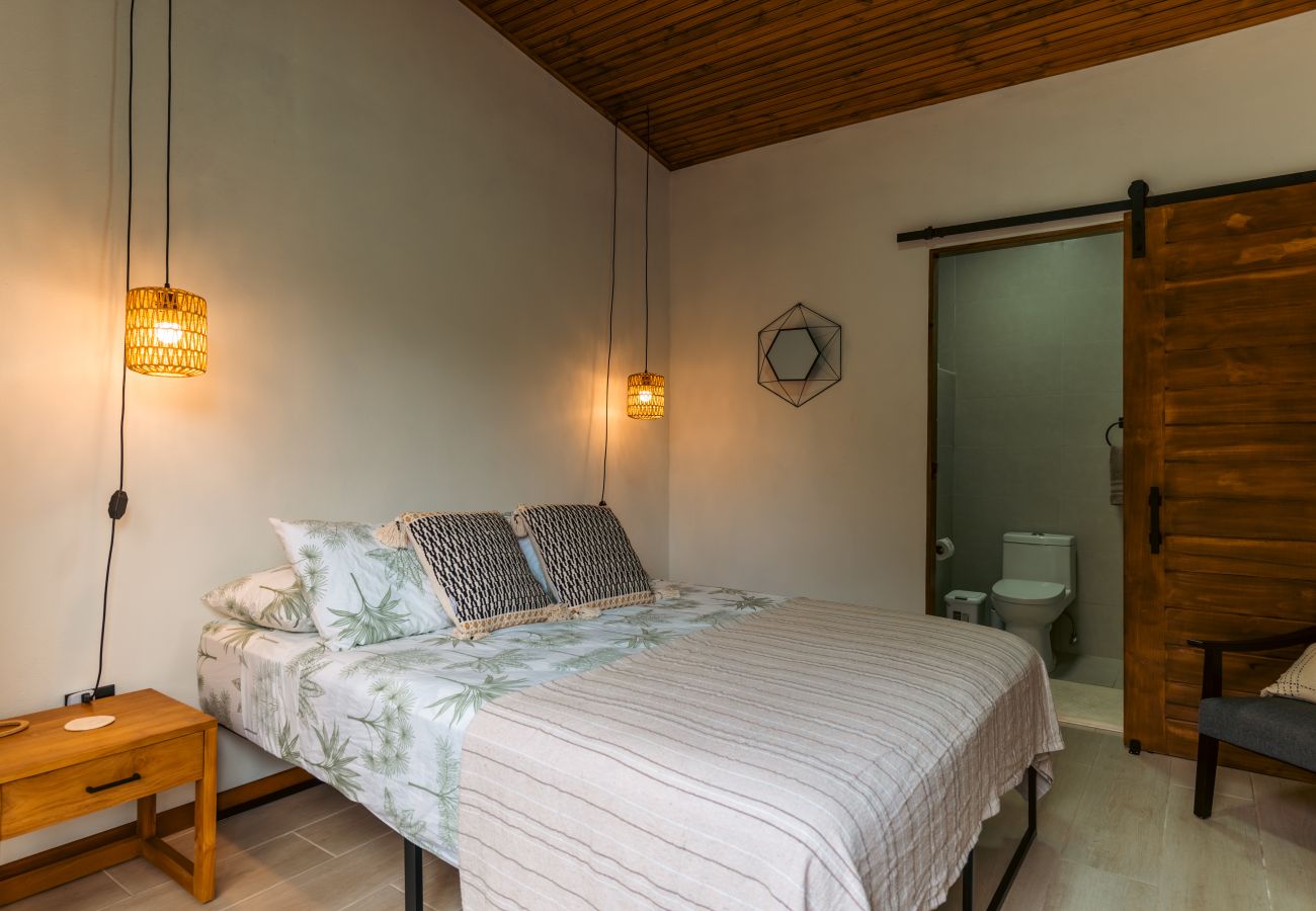 Cabin in Puerto Viejo - Maxoland Pool House