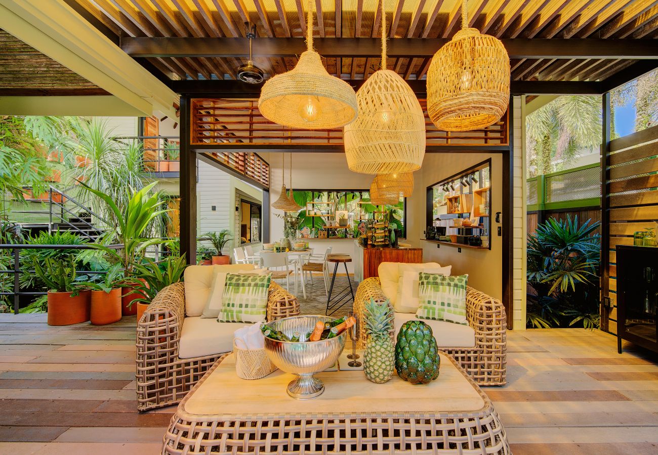 House in Playa Chiquita - Luxury Tropical Villa -Private Pool-Walk to Beach