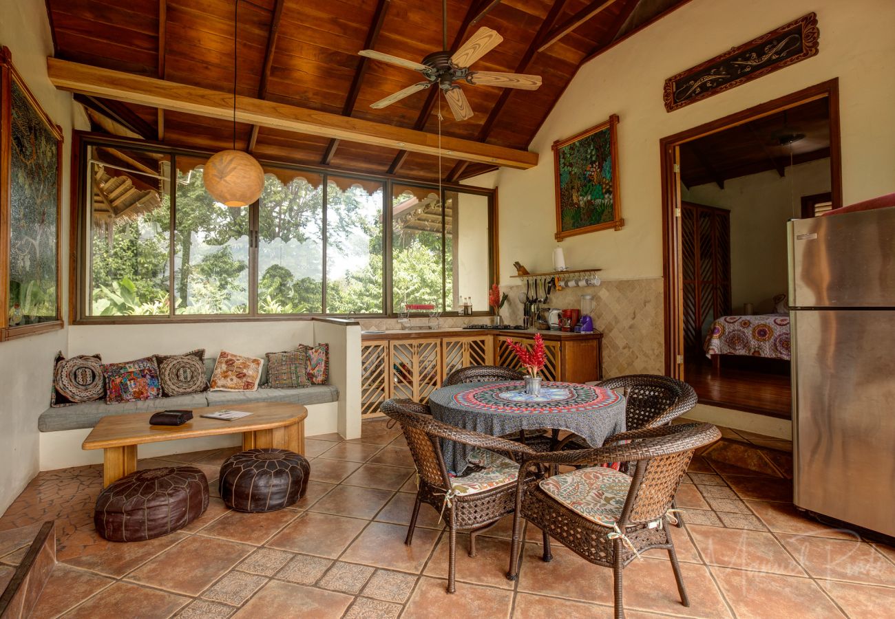 Villa en Punta Uva - Big Tree Wildlife Refuge
